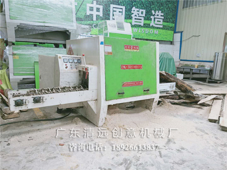 350型圓木多片鋸，采用超薄鋸片，出材率高達(dá)80%