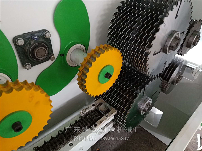 圓木多片鋸采用的上下軸鋸片鋸切，超薄鋸片，出材率高達(dá)80%以上