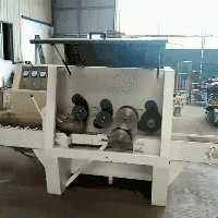 168型圓木多片鋸機型，采用超薄鋸片，出材率高達80%以上