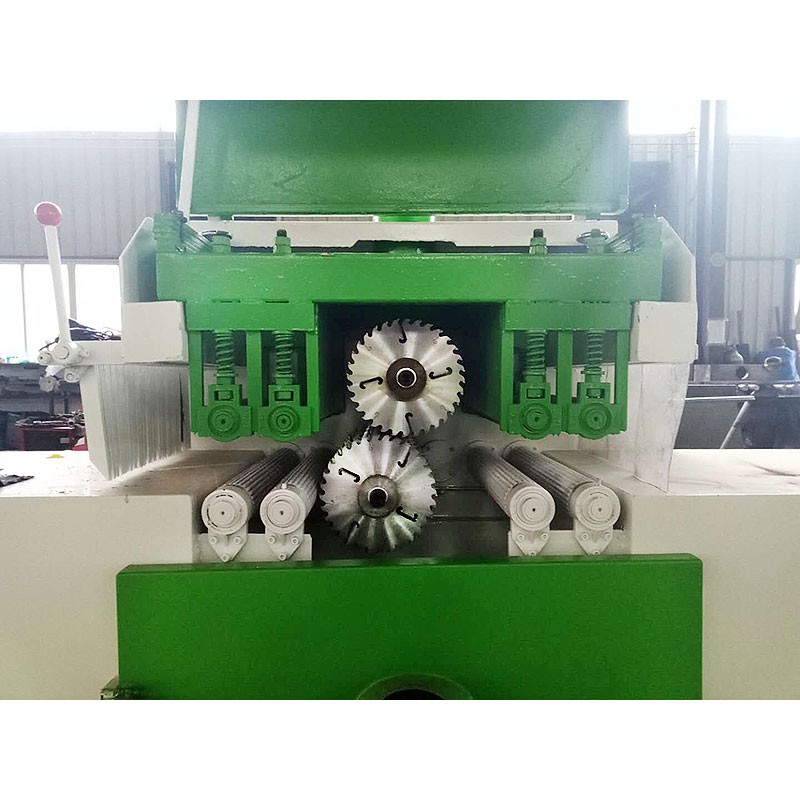 創(chuàng)意木工機(jī)械方木多片鋸每臺每天可開板30方，效率高