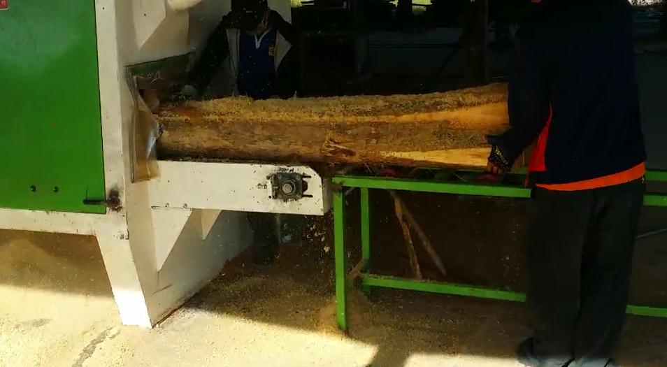 木托盤圓木多片鋸哪家好？多片鋸廠家給你1套賺錢方案