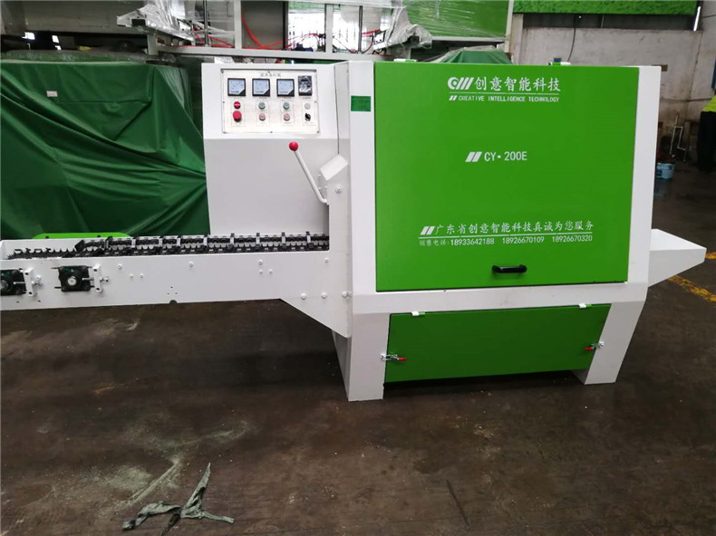 200型圓木多片鋸適合加工直徑60-200mm，長度400mm以上2米長的直圓木