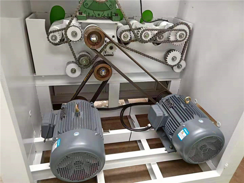 多片鋸電機箱細節(jié)圖